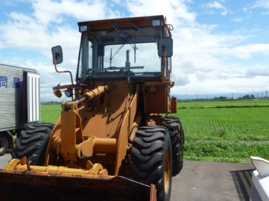 510-16516เก่าจากญี่ปุ่นครับตอนนี้รถจอดที่(CSนวนคร)ครับ 510-16516เก่าจากญี่ปุ่นครับตอนนี้รถจอดที่(CSนวนคร)ครับ