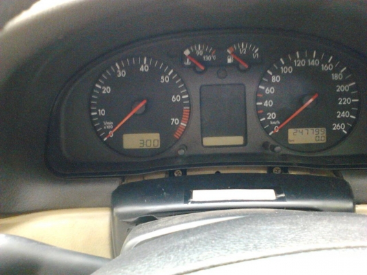 >>  มือ 2 volkswagen passat รถบ้าน<<