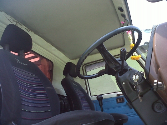 ขาย6ล้อ HINO KM 779 สภาพสวย ยาว 5.5 เมตร พวงมาลัยเพาเวอร์