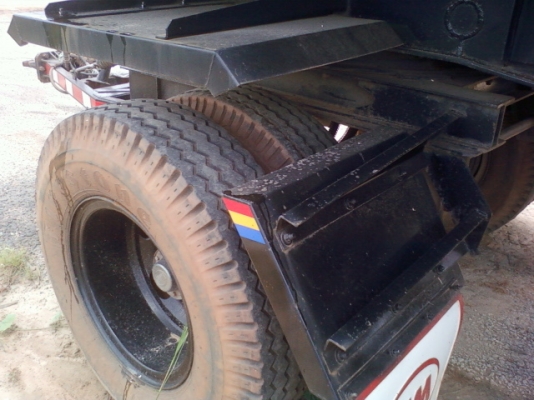 หางพ่วง  สามมิตร  สองคาน ปี 55