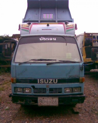 ขายรถ 6 ล้อดั้ม ISUZU NKR 88 แรงม้า รถพร้อมใช้งาน