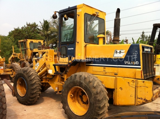 ขายถูกรถตักล้อยาง ติดงายกฟอร์คลิฟต์ เปลี่ยนเป็นบุ้งกี๋ได้ WA180-1 ยี่ห้อ KOMATSU สภาพสวย รถเก่านอก ไม่เคยใช้งานในไทย ขายถูกรถตักล้อยาง ติดงายกฟอร์คลิฟต์ เปลี่ยนเป็นบุ้งกี๋ได้ WA180-1 ยี่ห้อ KOMATSU สภาพสวย รถเก่านอก ไม่เคยใช้งานในไทย