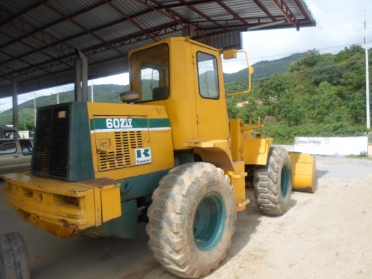 ขายรถตัก kawasaki 60Ziv รถพร้อมใช้งาน เอวอ่อน รถสวย ระบบดีเครื่องดี