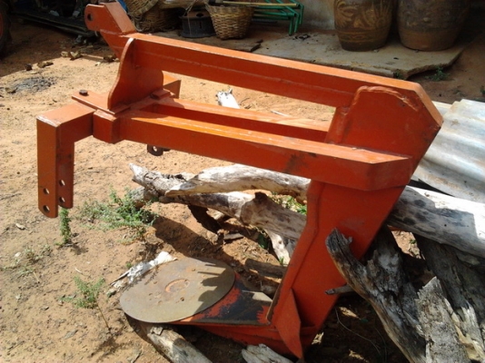 ***ขายแล้วครับขอบคุณ Truck2hand ขาย รถไถน้อย 2เพลา KUBOTA L2808 28HP สภาพสวยๆ แห้งๆ เครื่องดีติดง่ายแห้งดีไม่มีเยิ้ม ชั่วโมงทำงาน 3,xxx ยางดี4เส้น พร้อมอุปกร์2ชิ้น โรตารี่(เก่านอก) 1.50ม. และผาน5 ปกติใช้แต่งานตัวเอง สภาพสวยๆ เอกสารเล่มทะเบียนพร้อม ราคาต่อ