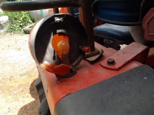 ***ขายแล้วครับขอบคุณ Truck2hand ขาย รถไถน้อย 2เพลา KUBOTA L2808 28HP สภาพสวยๆ แห้งๆ เครื่องดีติดง่ายแห้งดีไม่มีเยิ้ม ชั่วโมงทำงาน 3,xxx ยางดี4เส้น พร้อมอุปกร์2ชิ้น โรตารี่(เก่านอก) 1.50ม. และผาน5 ปกติใช้แต่งานตัวเอง สภาพสวยๆ เอกสารเล่มทะเบียนพร้อม ราคาต่อ