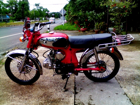 หนุ่ม ปราจีน : ขาย S90 สวยๆ เครื่อง Lifan 125 สตาร์ทมือ