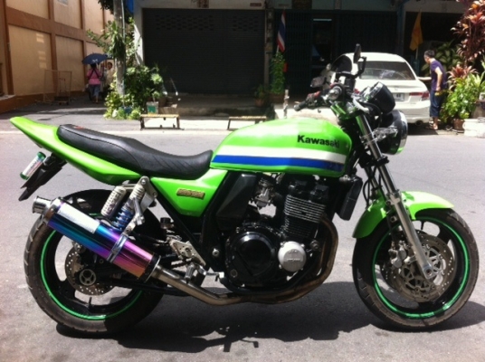 ขาย Kawasaki ZRX400 ทะเบียนโอนขนส่งราคาคุยกันได้ครับ