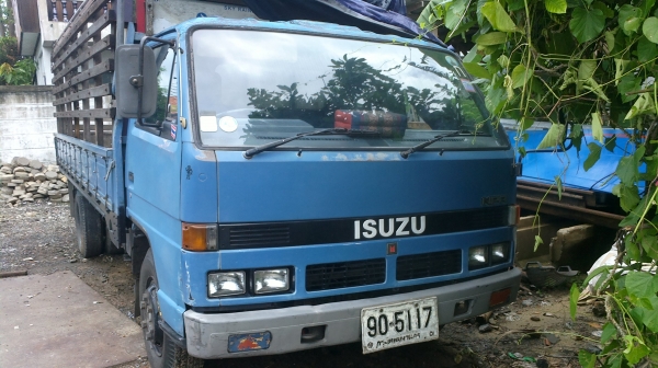 ขายรถ 6ล้อ ISUZU NPR  115 คอกไม้สวยเดิมๆ