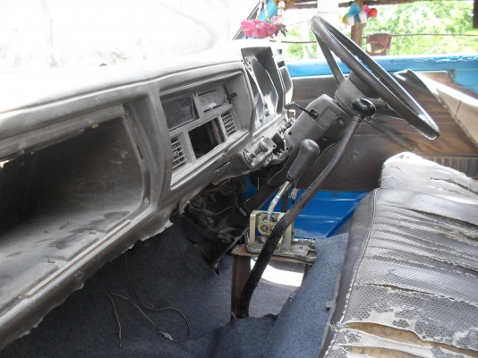 ขายรถบรรทุก 6 ล้อดั๊ม