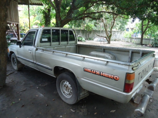 ขาย TOYOTA กระบะ HERO ปี32 BERLINEYE 2.45 ราคา 90,000.-