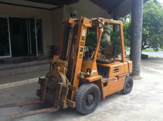 ขาย รถยก Komatsu FG20-7 งาหมุนได้ สภาพพร้อมใช้