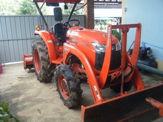 ขายรถไถ คูโบต้า 36 แรง รถใช้งานมา 1ปี 10เดือน ใหม่พร้อมใช้งาน