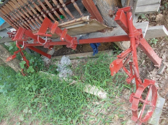 เพื่อนฝากประกาศ ขายชุดเครื่องหยอดเมล็ดพันธ์ ตามรูป