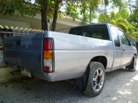 ขายนิสสัน บิ๊กเอ็ม แค๊ปใหญ่ ขายนิสสัน บิ๊กเอ็ม แค๊ปใหญ่