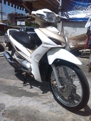 ขาย Wave 110i-AT สวยๆราคาถูกๆครับ