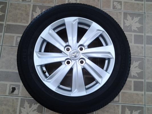 ขายแม็กซ์ Toyota  4รู 100 พร้อมยางขอบ 15นิ้ว ยาง YOKOHAMA 185/60/15ปี 13 ป้ายแดง
