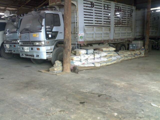 ขาย10ล้อพ่วง แม่+ลูก ดั๊ม HINO FM2K แม่2K 260HP เครื่องเดิมเกียร์เดิม กระจกไฟฟ้า ช่วงล่างเดิมคัสซีดีี กระบะดั๊มเหล็กคอกเกษตรสูงสภาพดี หัวสวยภายในดี คอนโซลครบยางดี10เส้น ลูก2คานดั๊มกระบะดั๊มเหล็กคอกเกษตรสูงสภาพดี ยางดี8เส้น  พร้อมใช้งานทั้งแม่ลูก เอกสารครบ