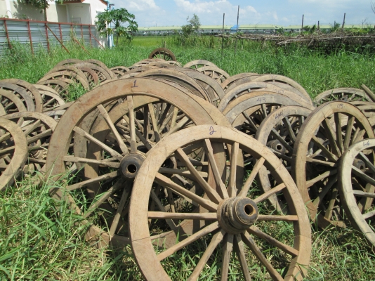 เหลือน้อยแล้วครับ        เหลือ 4 วง          เชิญครับ