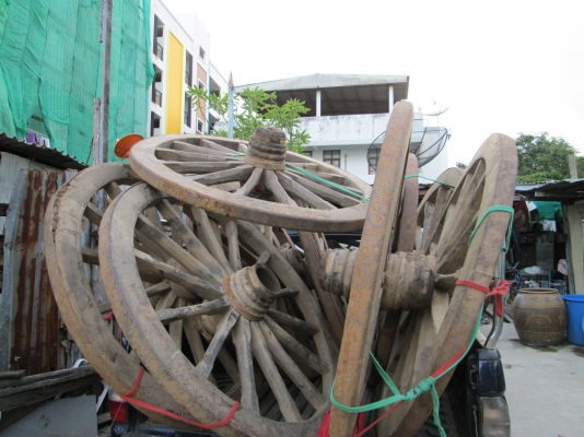 เหลือน้อยแล้วครับ        เหลือ 4 วง          เชิญครับ