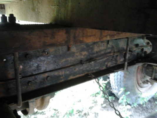 ขาย 6ล้อใหญ่คัสซีใหญ่ๆ8นิ้วเต็ม ช่วงล่างตู้มๆ ISUZU JCR420 เครื่อง6BD1 165HP อึด ทน ไม่จุกจิก ช่วงล่างใหญ่เฟืองท้ายFUSO  คัสซีสวยไม่ผุไม่ดาม มีบวมซับในนิดหน่อยช่วงปลายบริเวณช่วงล้อหลัง มีร้าว2นิ้วตรงกลางตัวด้านซ้าย คัสซีปลายใหญ่ไม่เรียว มีสโลวกลาง กระบะคอ