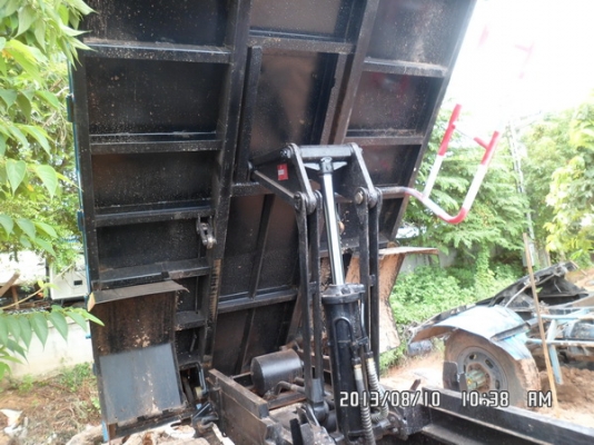 มิตซูดั้ม 6 ล้อ 110 แรง มิตซูดั้ม 6 ล้อ 110 แรง