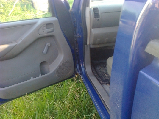 ขายนิสสัน นาวาร่า ปลายปี 52 เครื่องเดิม สีสวย เพาเวอร์ สด ผ่อน โทร 081-9837056