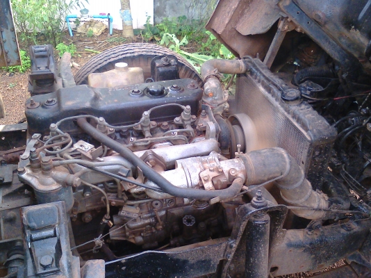 Isuzu ELF NKR57E เครื่อง 100 แรงฝาดำ 4BC2 เกียรยาวยกหัวได้ Isuzu ELF NKR57E เครื่อง 100 แรงฝาดำ 4BC2 เกียรยาวยกหัวได้