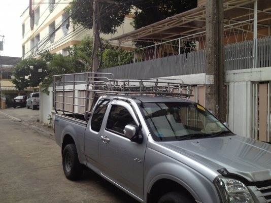 ขายคอก โคลงหลังคา ล้อผ่า แหนบเสริม 3 ตัน ใส่ดีแมกซ์แค้ปอยู่