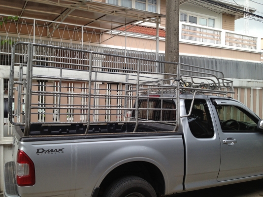 ขายคอก โคลงหลังคา ล้อผ่า แหนบเสริม 3 ตัน ใส่ดีแมกซ์แค้ปอยู่