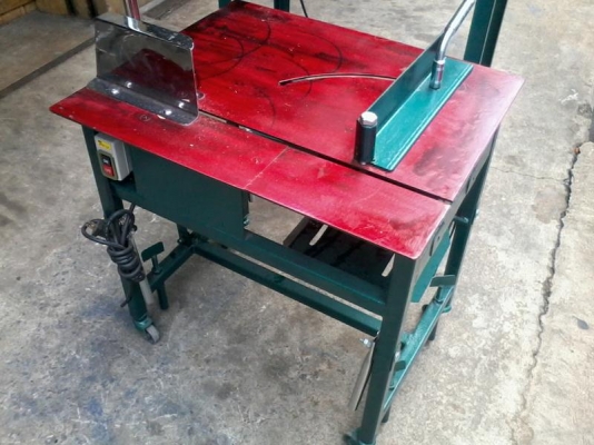 ขายแท่นตัดอลูมิเนียม (รุ่นไมค์ ภิรมพร ยาใจคนจน) 10 นิ้วพร้อมมอเตอร์ 1 HP (ของใหม่ครับใบตัดต้องซื้อเพิ่ม) จัดส่งได้ทั่วประเทศครับ