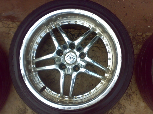 ขายแม็ก 17  5 รูตามสภาพ ครับ