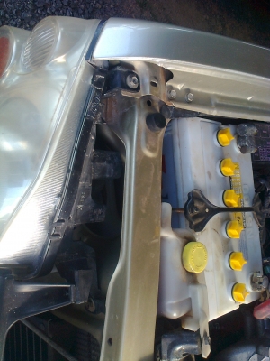 ขาย สด ผ่อน นิสสัน ตอนเดียว ปี 46 สวย เครื่องเดิม โทร 081-9837056