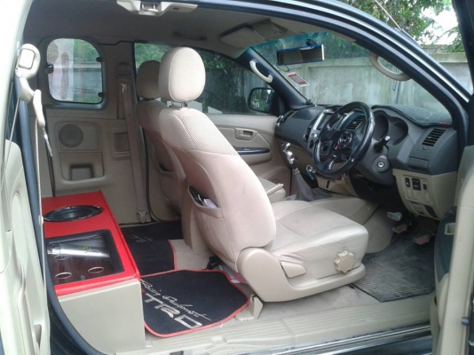 ขายรถ โตโยต้า พีรันเนอร์