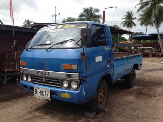 ขายรถ 4 ล้ออีซูซุ TL เครื่อง 85 แรง