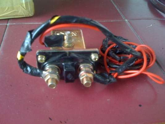 ขายตัวรีเลย์ช่วยสตาร์ท(แบบกดปุ่ม)สำหรับรถที่ไดสตาร์ทไม่ค่อยมีแรง ขายตัวรีเลย์ช่วยสตาร์ท(แบบกดปุ่ม)สำหรับรถที่ไดสตาร์ทไม่ค่อยมีแรง