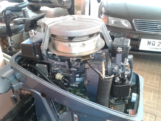 เรือยาง 275 +เครื่อง yamaha 8 hp พร้อมเล่น