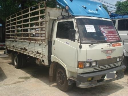 ขาย 6 ล้อ KM779 เครื่อง 117 แรงม้า กระบะคาร์โก้ ยาว 5.50 ม.