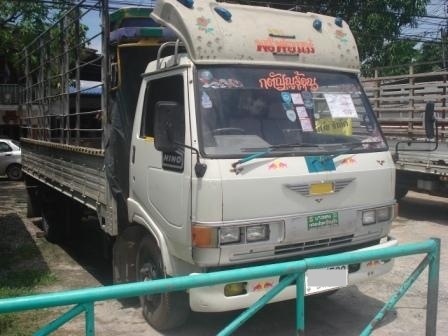 ขาย 6 ล้อ HINO FC เครื่อง 120 แรงม้า กระบะคาร์โก้ ยาว 5.50 ม.