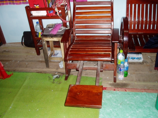 ขายเก้าอี้โยก ขายเก้าอี้โยก