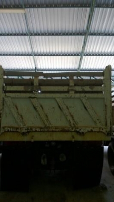 รถฮีโน่ 10 ล้อดั้ม  320 แรงม้า ปี 46 ( มีขาย 2 คัน )  สนใจติดต่อ 081 - 6079515