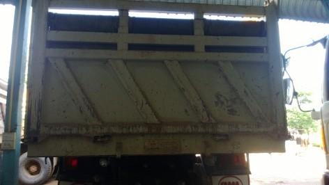 รถฮีโน่ 10 ล้อดั้ม  320 แรงม้า ปี 46 ( มีขาย 2 คัน )  สนใจติดต่อ 081 - 6079515