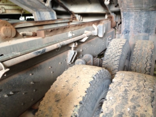 รถฮีโน่ 10 ล้อดั้ม  320 แรงม้า ปี 46 ( มีขาย 2 คัน )  สนใจติดต่อ 081 - 6079515