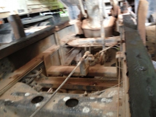 รถฮีโน่ 10 ล้อดั้ม  320 แรงม้า ปี 46 ( มีขาย 2 คัน )  สนใจติดต่อ 081 - 6079515