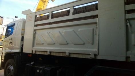 รถฮีโน่ 10 ล้อดั้ม  320 แรงม้า ปี 46 ( มีขาย 2 คัน )  สนใจติดต่อ 081 - 6079515