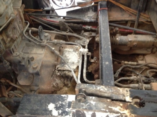 รถฮีโน่ 10 ล้อดั้ม  320 แรงม้า ปี 46 ( มีขาย 2 คัน )  สนใจติดต่อ 081 - 6079515