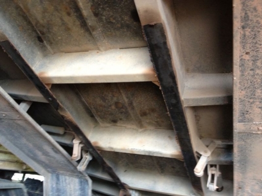 รถฮีโน่ 10 ล้อดั้ม  320 แรงม้า ปี 46 ( มีขาย 2 คัน )  สนใจติดต่อ 081 - 6079515