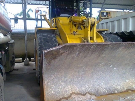 รถตัก WA380  สนใจติดต่อ 081 - 6079515