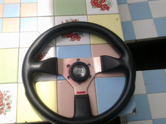 (ขายแล้วคร้าบบ) ขอบคุณพี่เก้า ลำพูน  พวงมาลัยเท่ห์ๆ ส่งได้ทั่วไทย...