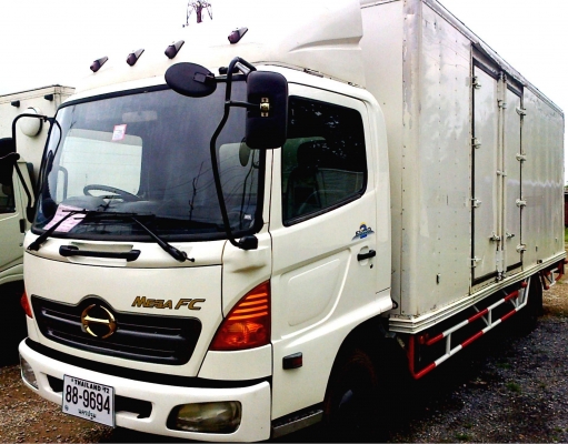6 ล้อ HINO Euro.2 MEGA FC4J 175 แรงม้า *ตู้ 4 บาน* ยาว 6.50 ม.*  รถสวยเดิมๆ * รถห้างแท้ *
