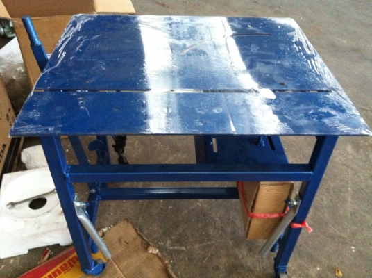 ขายแท่นตัดอลูมิเนียม 10 นิ้ว ตัวโต๊ะอย่างเดียว ไม่มีมอเตอร์ ไม่มีใบตัด